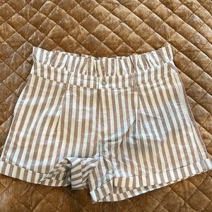 Pink Lily Striped Paper Bag Shorts- NWOT size medium